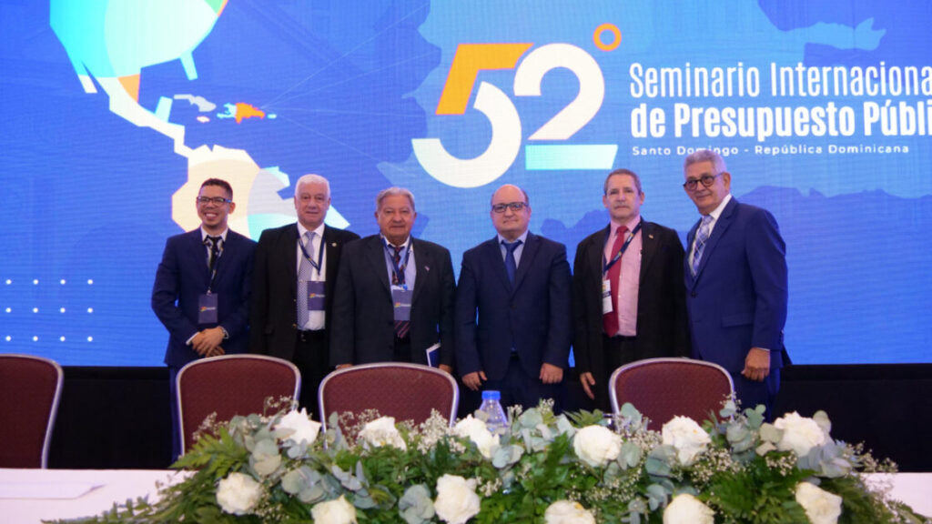 Concluye Seminario Internacional de Presupuesto Público y se destaca desempeño presupuestario ejemplar de RD