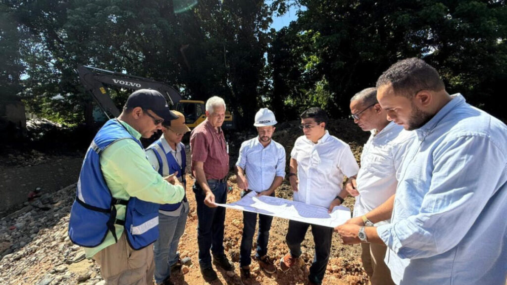Director general de la Caasd supervisa avances en trabajos cañada Guajimía que beneficiarán a 350,000 personas en SDO