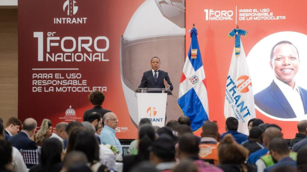 Intrant emite normativa técnica para salvar vidas que obliga a la importación y venta de cascos de motocicleta certificados en el mercado dominicano