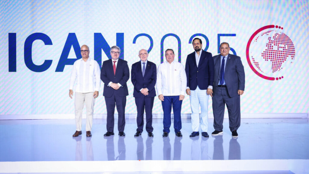 RD cierra el ICAN 2025 con 35 negociaciones y 20 instrumentos bilaterales firmados que impulsarán la conectividad aérea del país