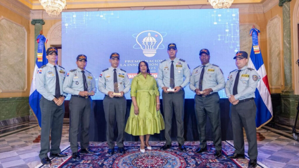 Gobierno reconoce propuestas innovadoras postuladas por servidores en 5. ª edición del Premio a la Innvación Pública