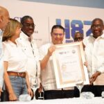 @SanzLovaton Nada le enseña más a un alma joven que el trabajo en equipo y la práctica del deporte que forma disciplina.