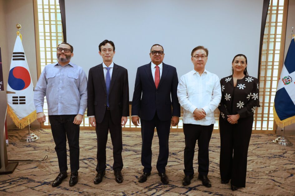 @MapRDO participó en el Foro de Cooperación Corea–República Dominicana sobre Gobernanza Digital