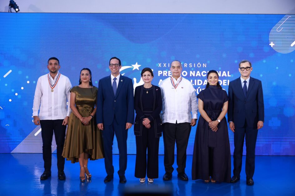 @MirexRD logra ¡Medalla de Oro en el Premio Nacional a la Calidad del Sector Público 2025!