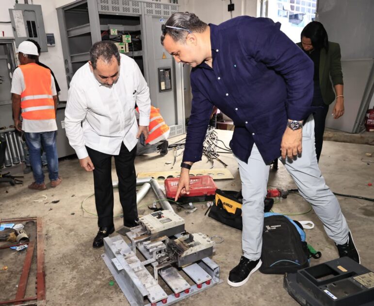 @DrMarioLama Supervisa este jueves los trabajos finales del nuevo sistema de cableado eléctrico del Instituto Nacional del Cáncer Rosa Emilia Pérez de Tavares (INCART), donde un equipo de electro mecánicos labora 24 horas desde hace 4 días