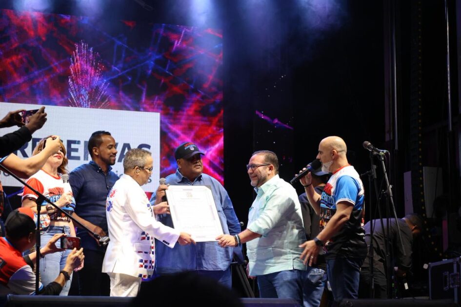 @RogelioGenao ¡El Súper Ultra Mega Merengazo en Jarabacoa fue pura euforia!