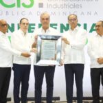 TRABAJO EN EQUIPO| @LuisAbinader: Hemos convertido al país en una República policéntrica con polos de desarrollo en el Cibao, las regiones Sur y Este, así como en Santo Domingo