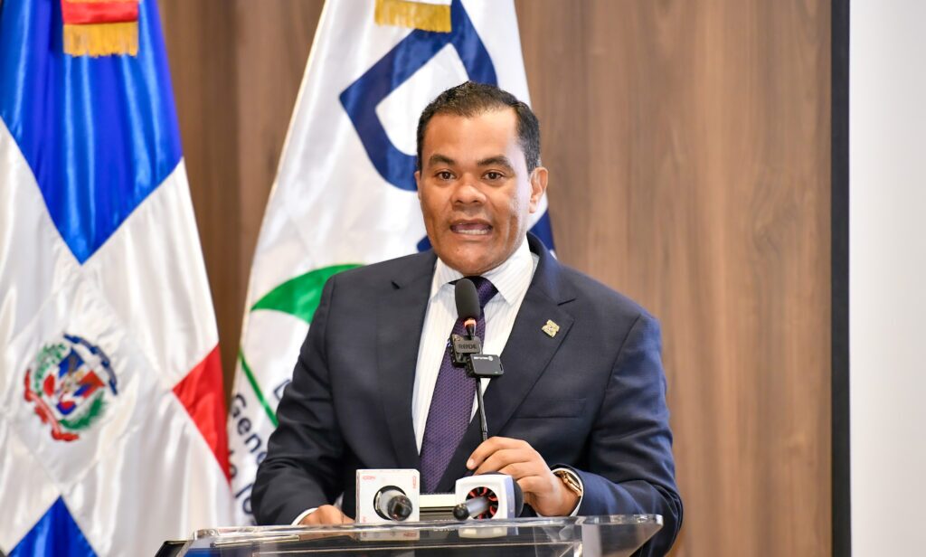 @Eliasbaezd  @DIDA_RDo INFORMA Más de 26,000 personas tienen PENSIONES APROBADAS, pero aún no la reclaman