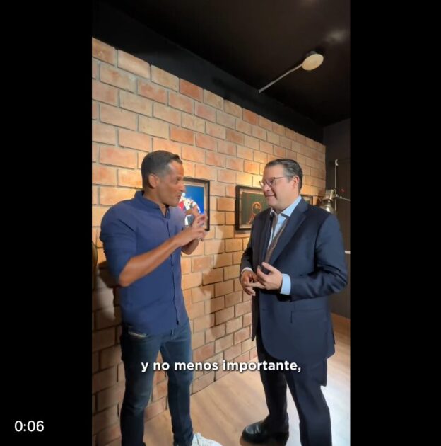 @SanzLovaton Le pregunté a Marcos Díaz cuáles son los tres hábitos que lo han llevado al éxito… y sus respuestas valen oro