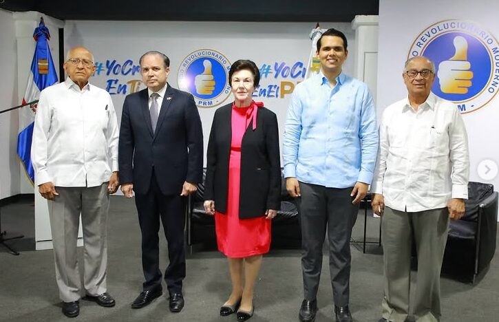 Clausura del π»πππππ π
π π¬πππππΓπ π πͺπππππππ π°ππππππππππππ desarrollado por nuestra @sainter_prm y la @escuelapoliticaprm.