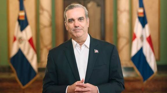 @ScarletBenzan El presidente @LuisAbinader reafirmó su compromiso fundamental con la transparencia y la lucha contra la corrupción desde el inicio de su mandato