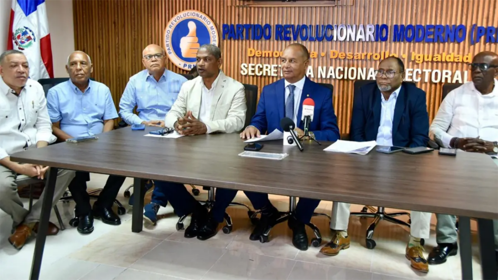 INVITACIÓN FERIA NAVIDEÑA | Frente Agropecuario del @PRM_Oficial anuncia tradicional gran «Feria Navidad 2025» @EulalioRamirez