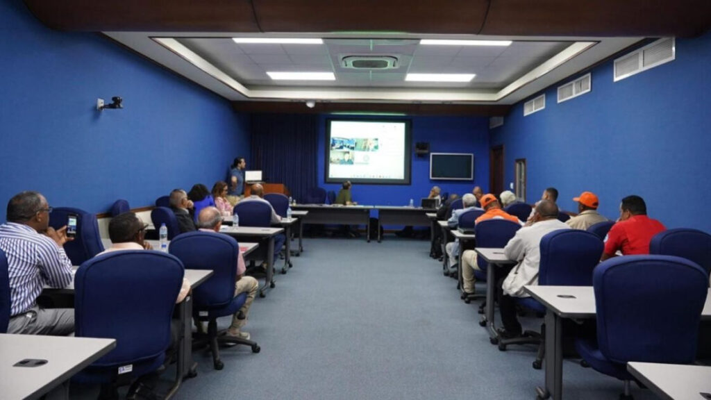 El Indrhi imparte talleres sobre Análisis de Modos de Fallos Potenciales de las presas