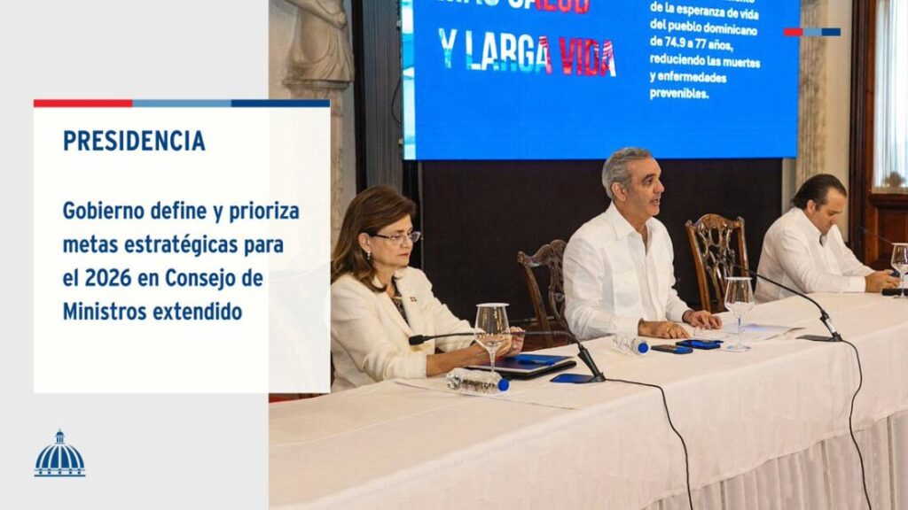 @ComunicacionDO @LuisAbinader y @RaquelPenaVice encabezan Consejo Ministros extendido