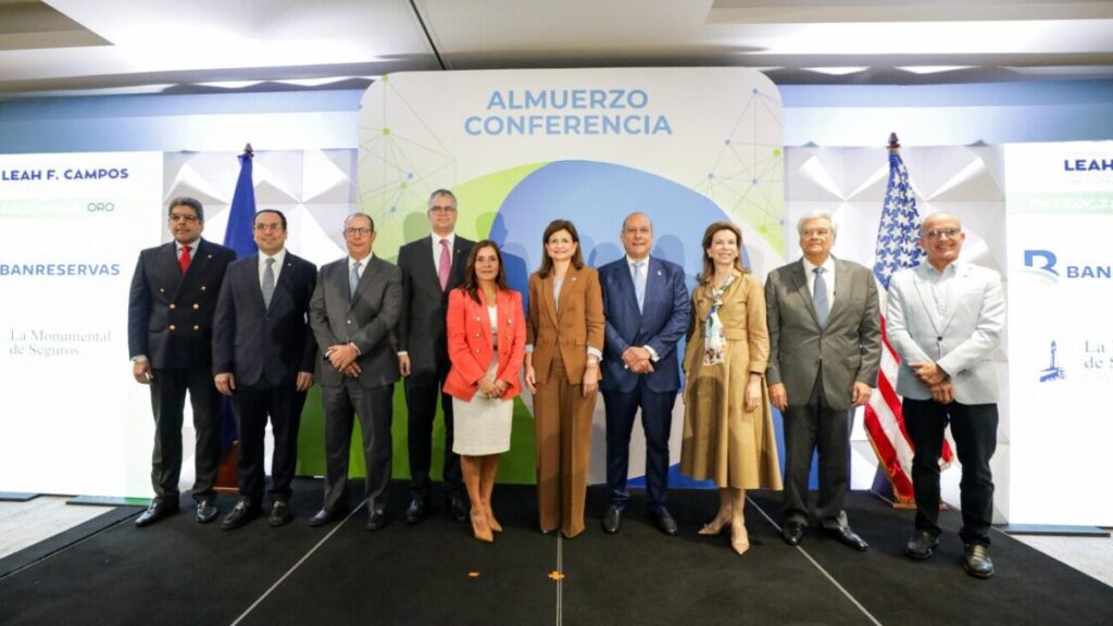@RaquelPenaVice y embajadora Leah Campos coinciden en la visión de Santiago como motor del desarrollo nacional