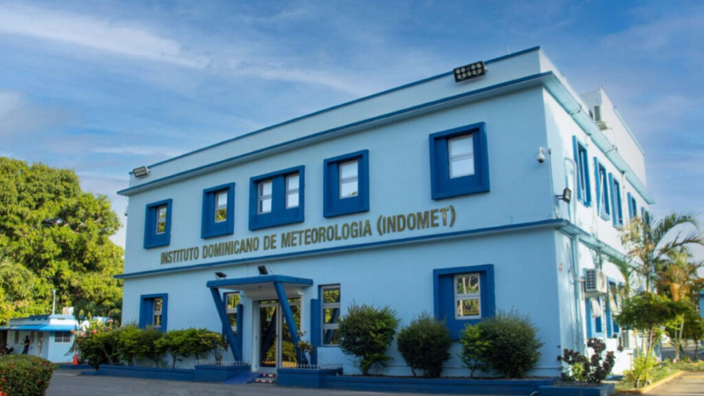 Sistema frontal mantiene lluvias dispersas y temperaturas frías en el país