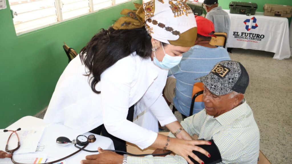 Desarrollo de la Comunidad y Ejército RD realizan jornada asistencial a Nagua