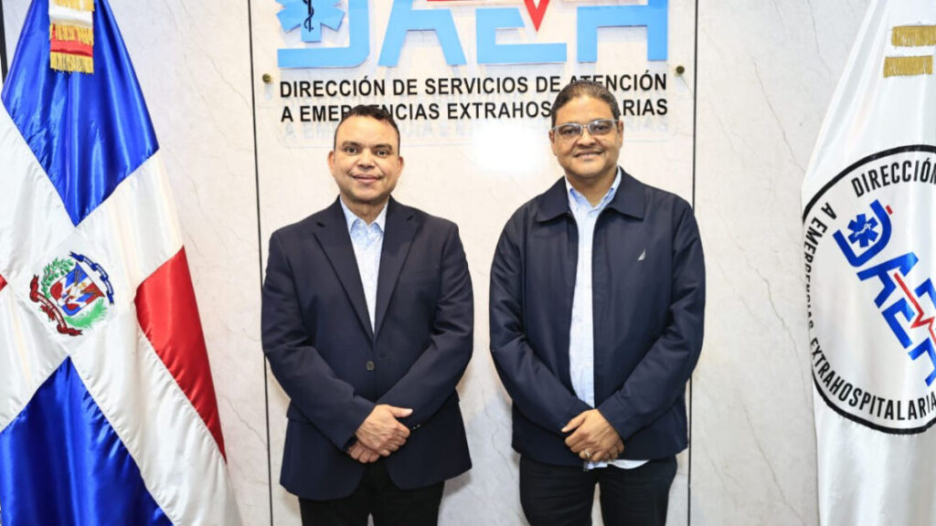 SNS y DAEH coordinan plan de acción para fortalecer la atención prehospitalaria y la red de emergencias