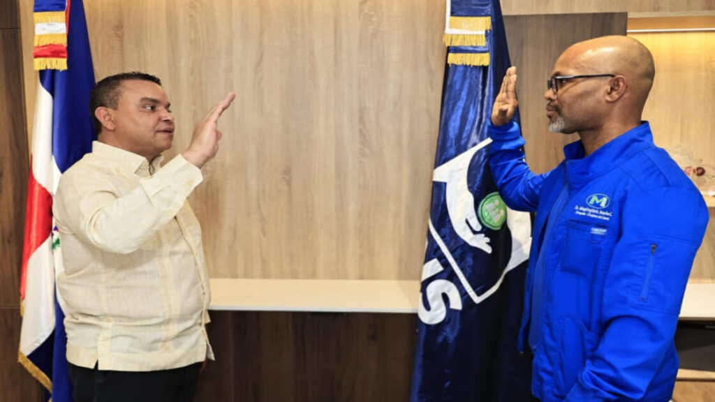 SNS juramenta nuevo director en Hospital Salvador B. Gautier y dispone medidas para fortalecer la seguridad