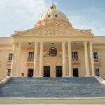 Presidente Abinader designa nuevo subdirector e inspector general de la Policía Nacional; dispone ascensos y retiros