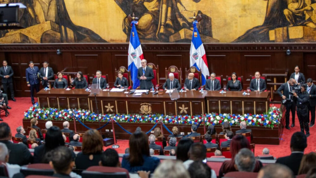 Presidente Luis Abinader reafirma compromiso con la transparencia y presenta Meta RD 2036