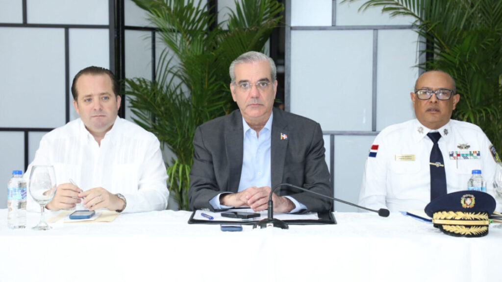 Presidente Abinader encabeza reunión de seguimiento al Plan de Seguridad Ciudadana