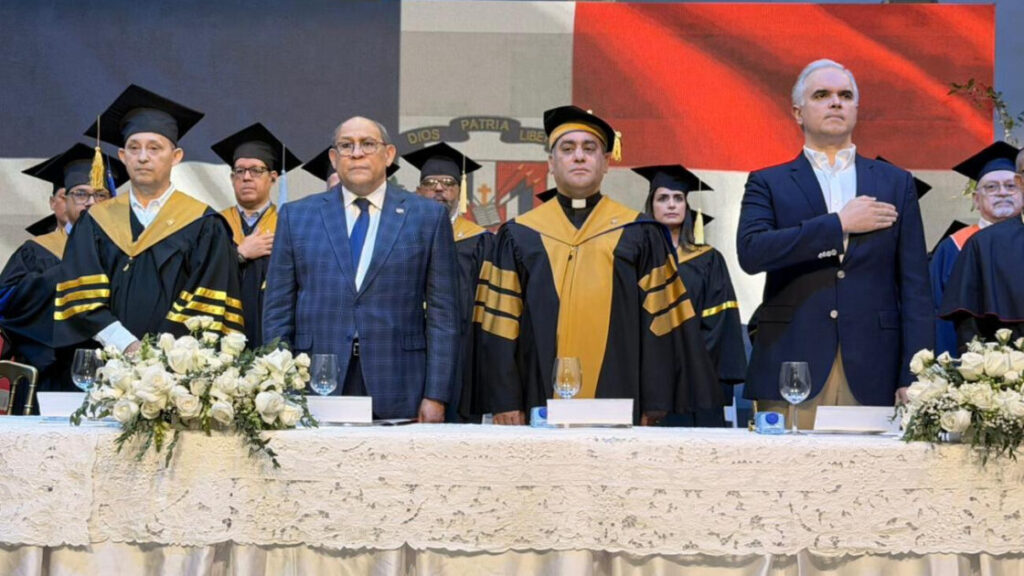 Ministro del Mescyt sugiere doctores en Educación Superior se integren al nivel preuniversitario