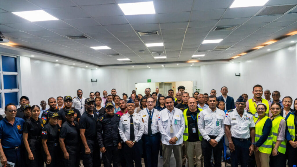 Personal de la Dirección General de Migración se certifica en manejo de emergencias y continuidad operativa