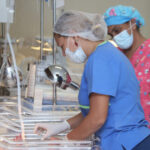 SNS reporta reducción de 57.5 % en mortalidad materna, 21 % infantil y 18% neonatal en primer trimestre de 2026