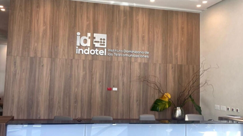 Indotel advierte sobre mensaje falso que promueve cobros y supuestos negocios con “canastas digitales”