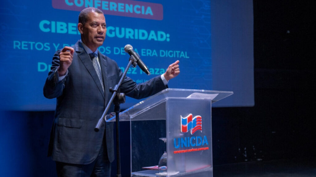 Presidente del Indotel exhorta a priorizar formación digital y ciberseguridad