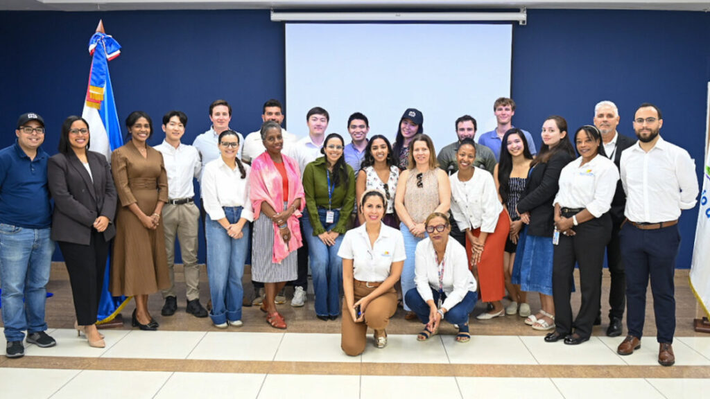 Mitur presenta estrategias de innovación turística a estudiantes de la University of Pennsylvania