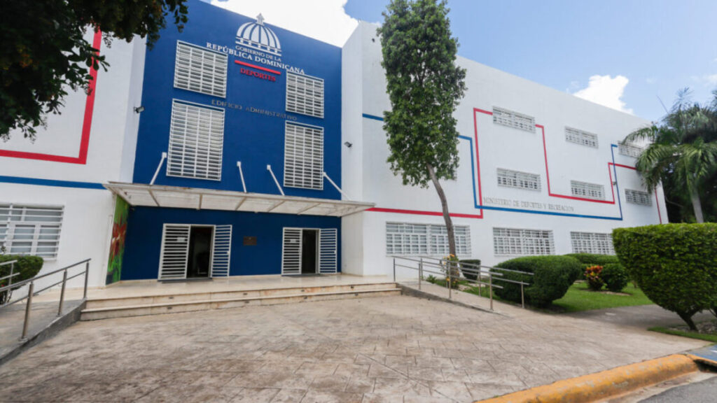 Comisionado de Grandes Ligas, Rob Manfred, destaca apoyo del presidente Luis Abinader