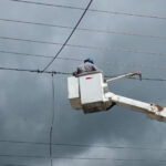 Edesur desarrolla amplio operativo de regularización en Nizao, San José de Ocoa