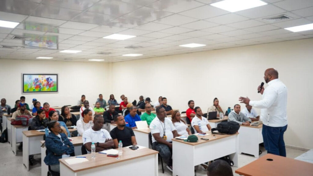 El Inefi capacita a técnicos y docentes con Taller de Actualización Atletismo