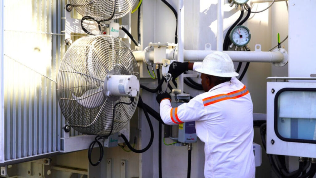 Edesur continúa este martes con el desarrollo de obras para habilitar subestaciones eléctricas del Distrito Nacional