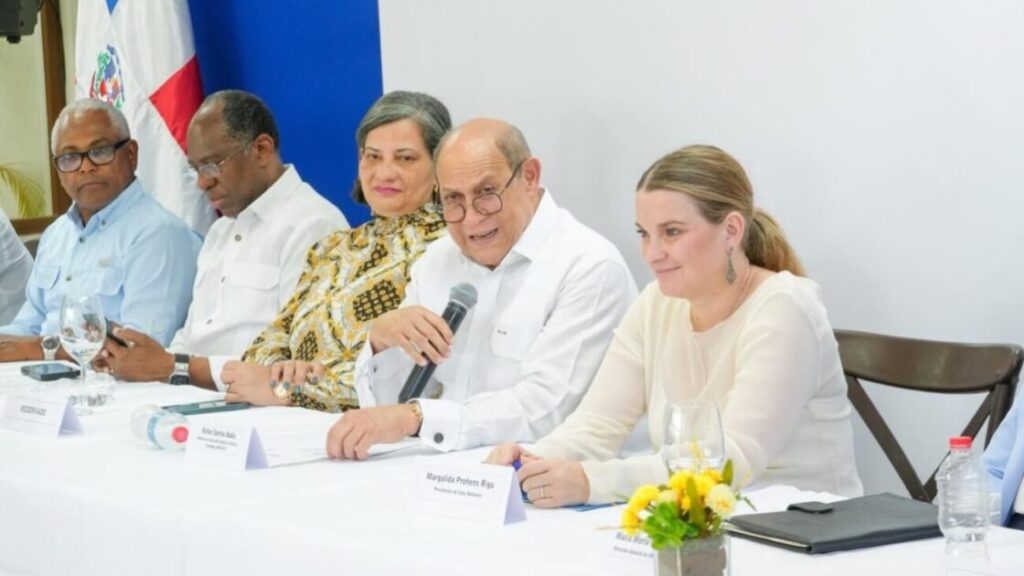 Mescyt reafirma impulso a la reforma del sistema educativo para responder a los desafíos del crecimiento económico y social del país