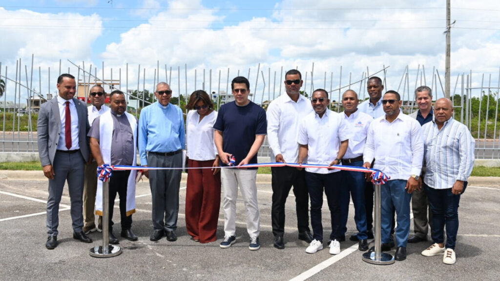 Ministro de Turismo deja inauguradas obras para visitas de tipo religioso y cultural, por más de 100 millones