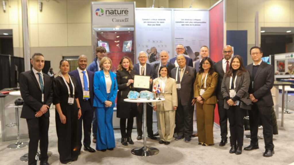 República Dominicana impulsa sector minero en Canadá en la feria PDAC 2026