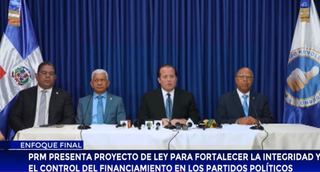 @JosePaliza somete proyecto de ley que impide que personas vinculadas a actividades ilícitas puedan financiar o participar en organizaciones políticas del país| “LA INTEGRIDAD NO PUEDE SER ES UNA OPCIÓN DEBE SER UNA OBLIGACIÓN DE TODOS Y DE TODAS”