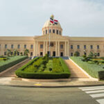 Presidente Abinader crea comisión para puesta en funcionamiento del Museo Histórico de la Gesta de Abril