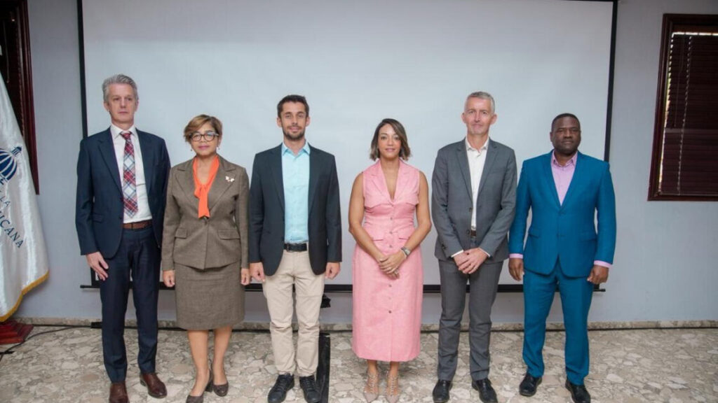 Gobierno dominicano y Francia impulsan seminario para promover un sistema eléctrico más sostenible y resiliente