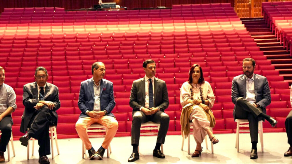 Ministro de Cultura se reúne con equipo operativo de la Feria del Libro y la Cultura Cibao 2026