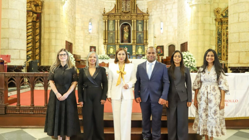 Dirección de Desarrollo Social Supérate conmemora su primer aniversario con misa solemne