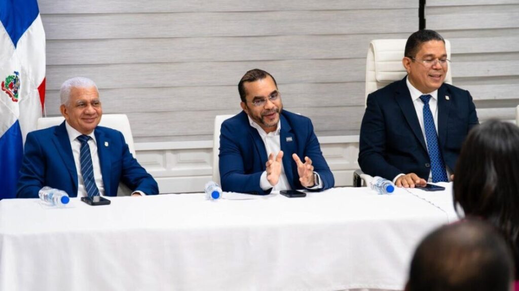  ¡¡ATENTOS JÓVENES!! (ITLA) anunció que otorgará más de 8,000 becas tecnológicas en todo el país