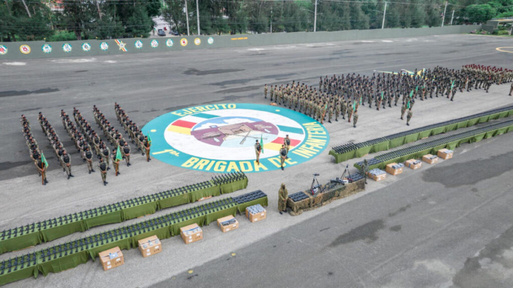 Ministerio de Defensa entrega moderno equipamiento al Ejército de República Dominicana para fortalecer capacidades operativas