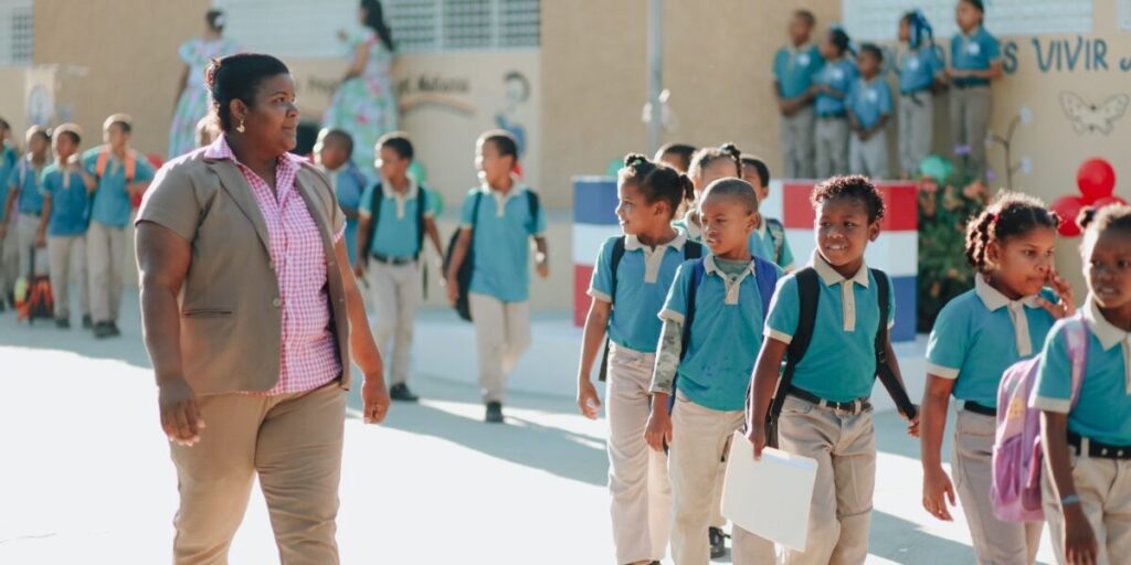 Ministerio de Educación llama a la comunidad educativa al regreso a clases este lunes 6 de abril, tras asueto de Semana Santa