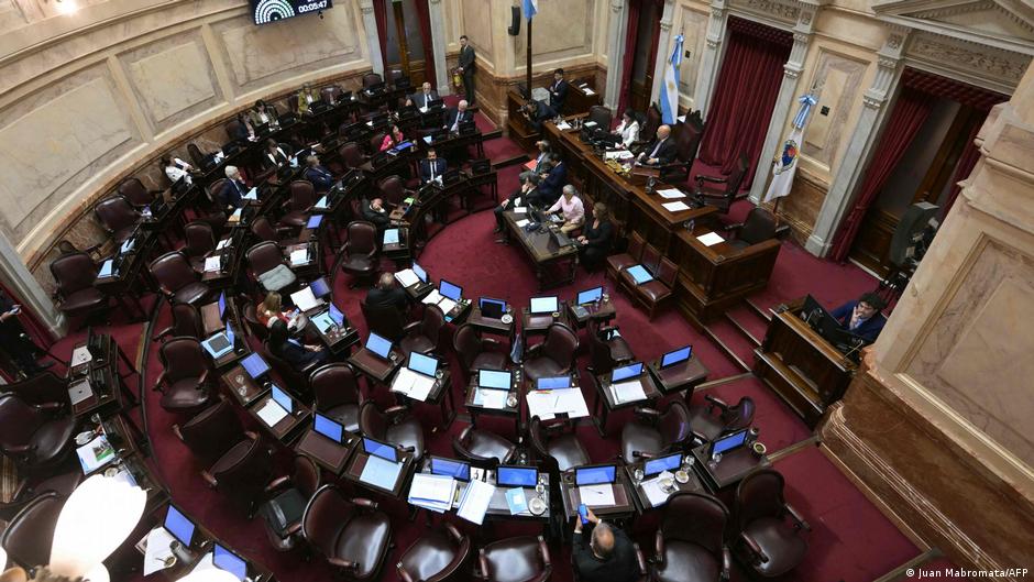 Milei presenta un proyecto de ley de reforma electoral