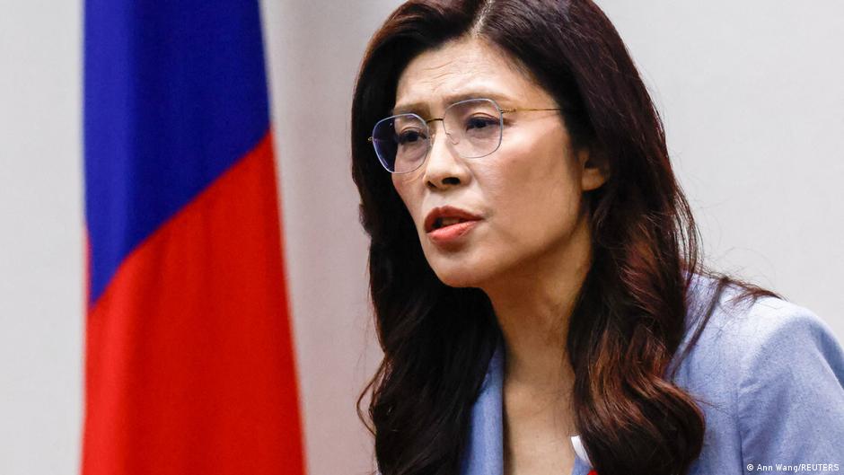 Líder opositora de Taiwán realiza inusual visita a China