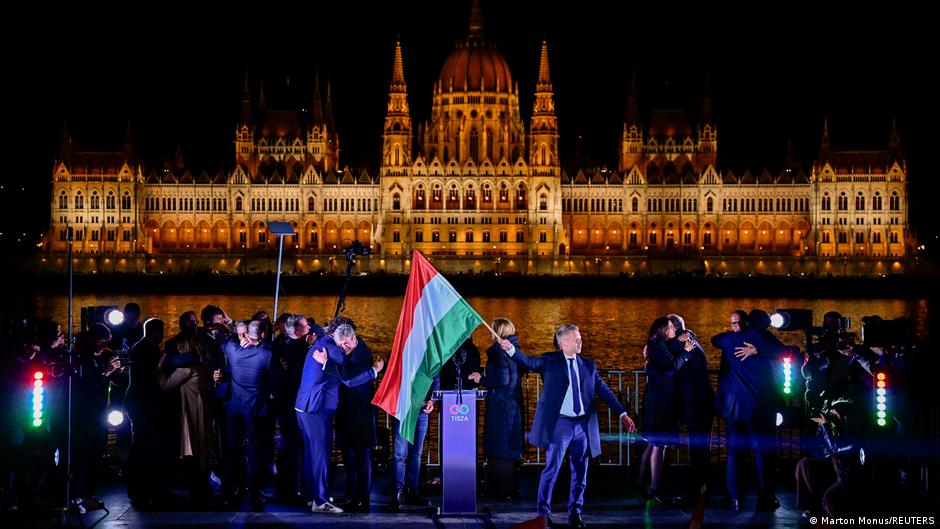 Líderes europeos felicitan a Péter Magyar por su victoria